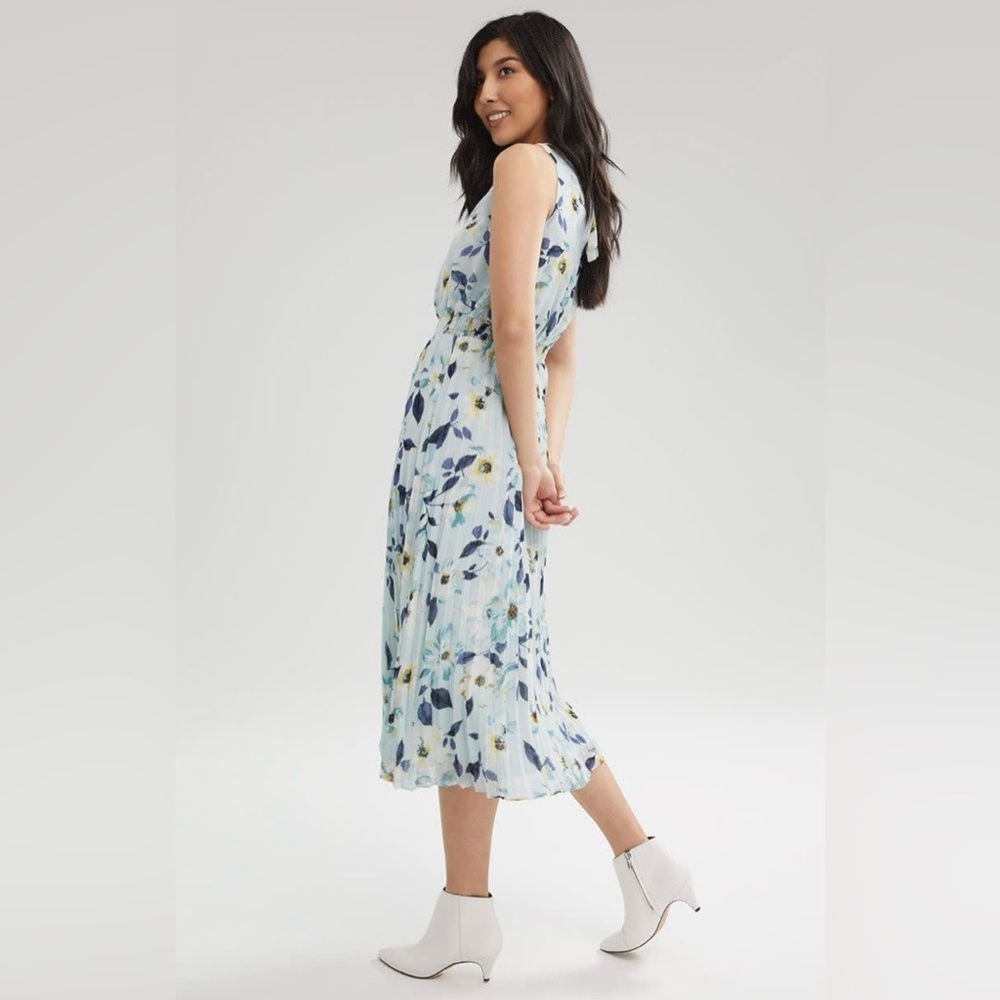 RW&CO. Sleeveless Pleated Chiffon Midi Dress Blue and Yellow - Picture 3 of 9